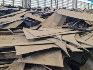 รับซื้อเศษเหล็กลาดกระบัง